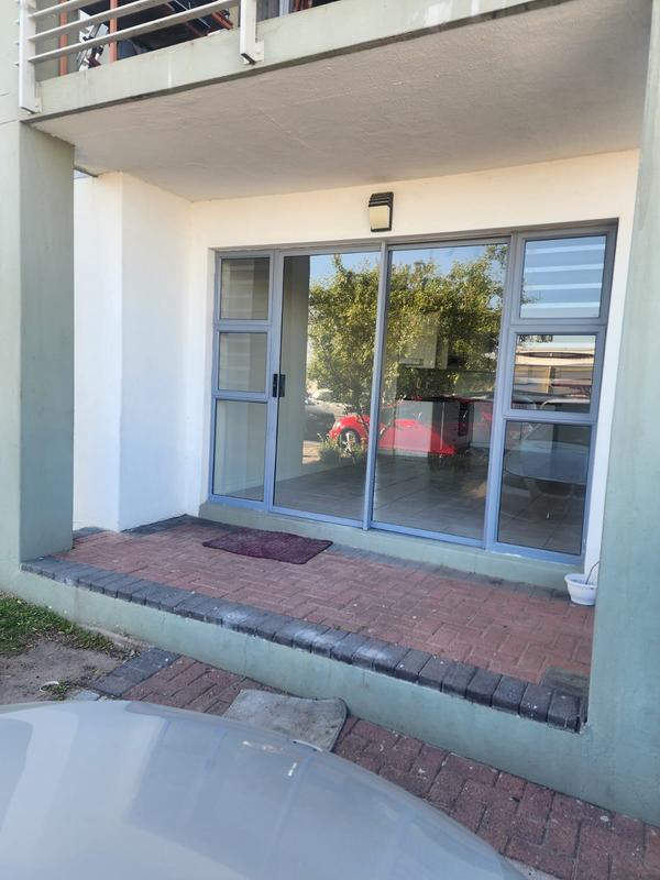 To Let 2 Bedroom Property for Rent in Whispering Pines Western Cape
